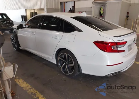 2018 Honda Accord Sport 2.0T z USA, uszkodzony, nr VIN 1HGCV2F38JA030582